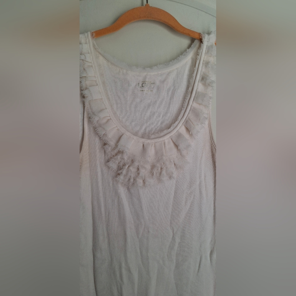 Loft Elegant White Sleeveless Ruffle Lace Top Sz M Neutro Angelcore Beachy Boho